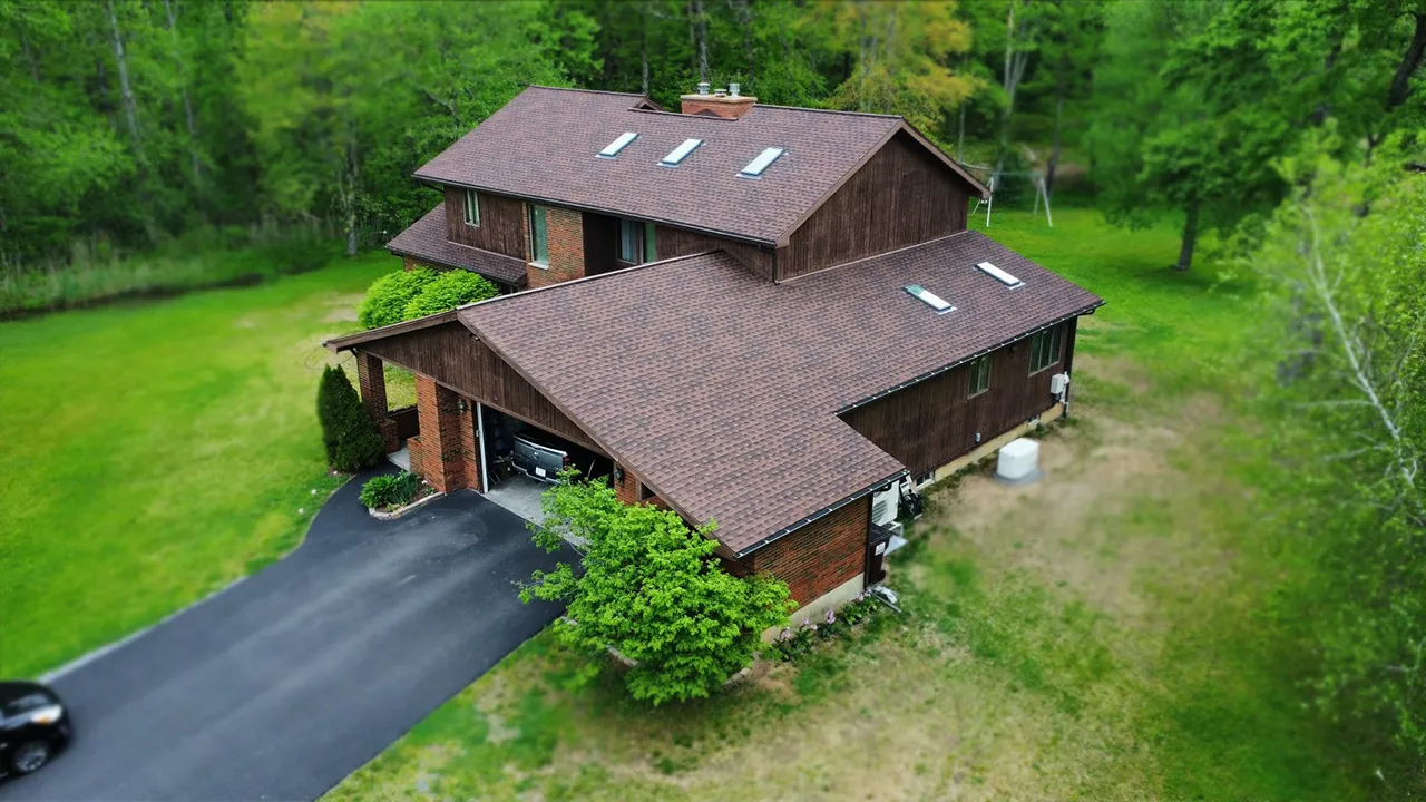 benson-roofing-23 schenectady roofers